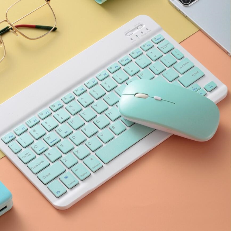 Ультратонкая Bluetooth-клавиат – обзор и цена Desk Setup Ipad